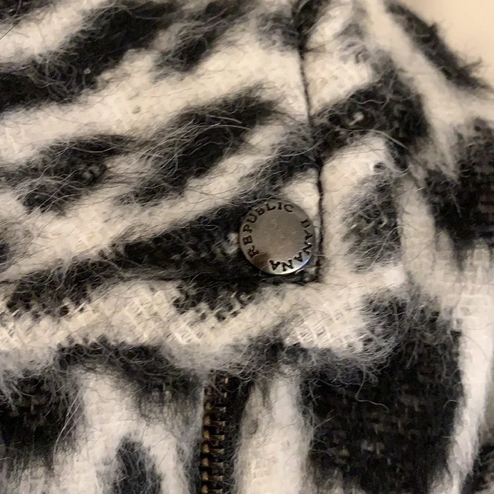 🖤🤍Banana Republic Snow Leopard Cocoon Coat XS/S NWT